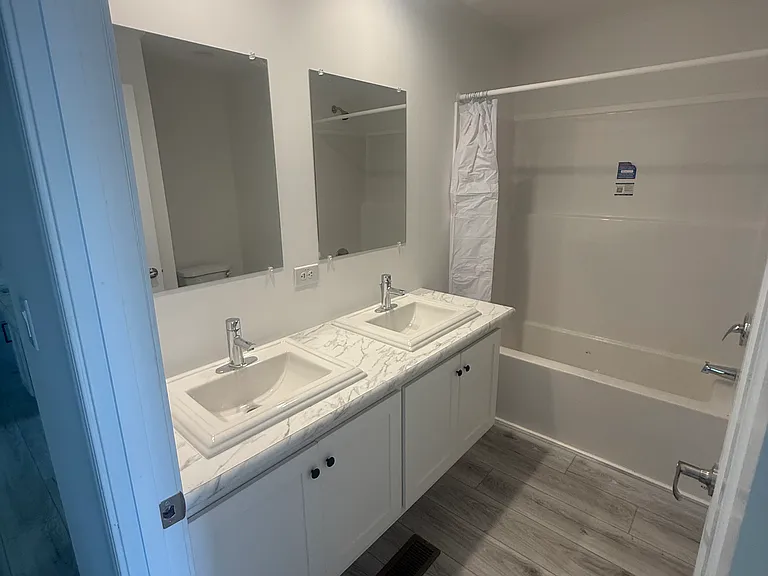 65 Forest Manor Rd — Photo 11