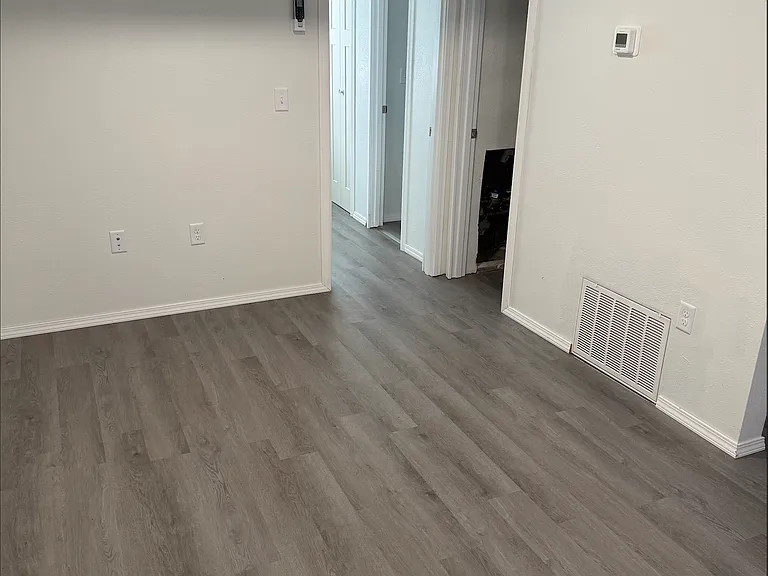 323 Seward Ave #3 — Photo 6