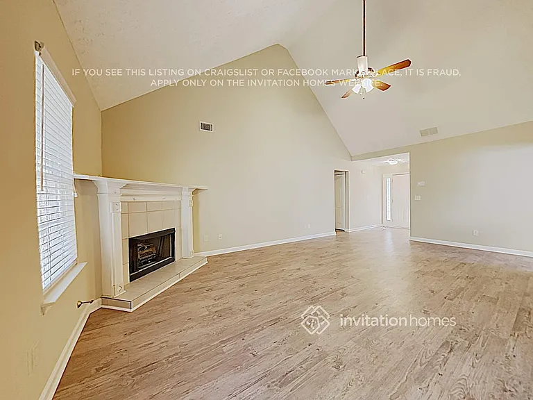 4076 Shoreside Cir — Photo 4