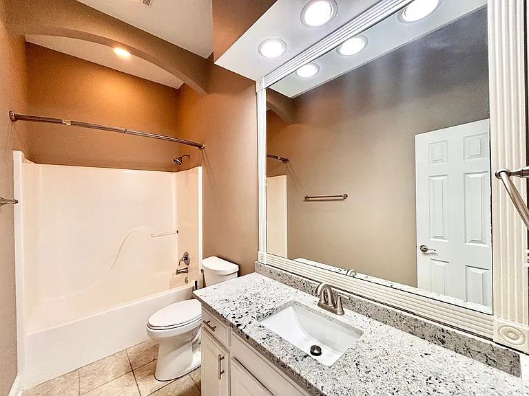 6181 Royal Palms Dr — Photo 22