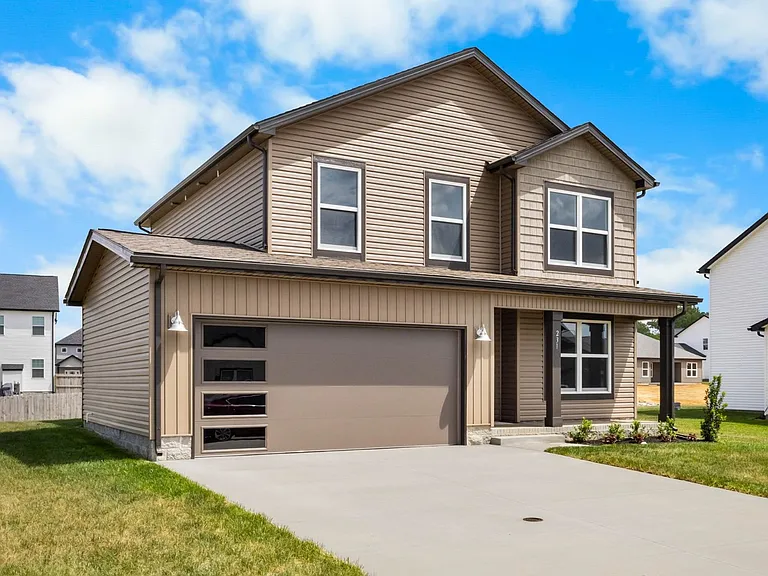 231 Donegal Dr — Photo 2