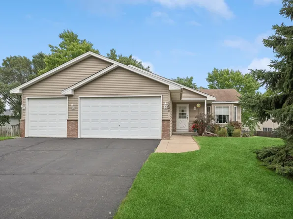 5040 Xkimo Ct NW, Ramsey, MN 55303