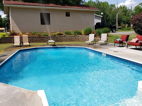 16x32 pool