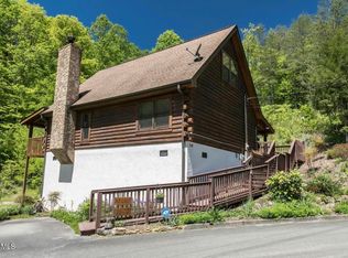 1627 Eagle Springs Rd, Sevierville, TN 37876