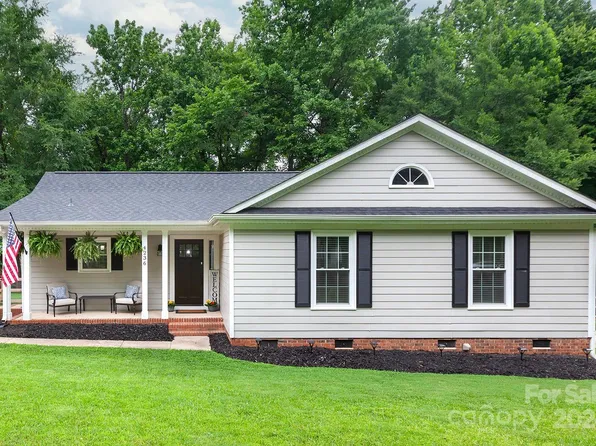 4236 Saint Audrey Pl, Charlotte, NC 28269