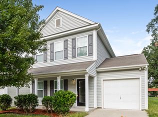 2719 Bramble Ridge Ct, Charlotte, NC 28215