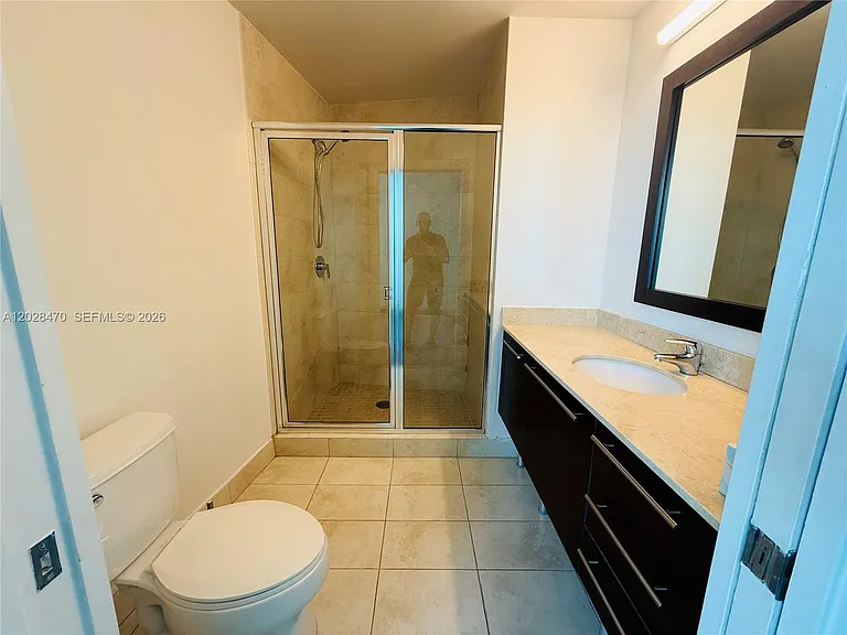 1900 N Bayshore Dr #2415 — Photo 21