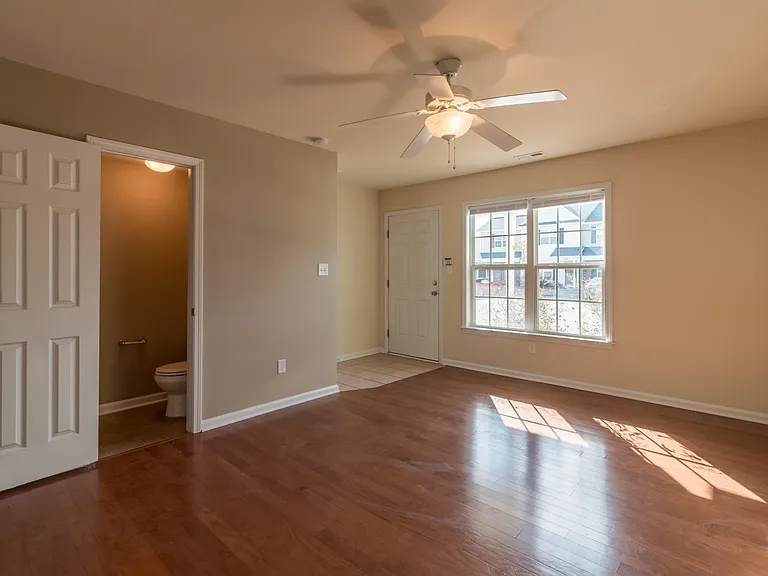 303 Caldwell Loop — Photo 3