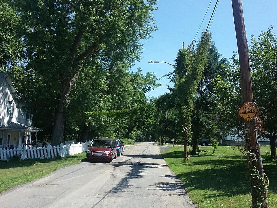 2nd image of 3000 Penman St