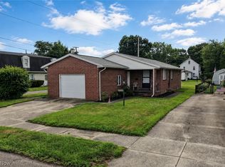 1022 Logan Ave NW, New Philadelphia, OH 44663