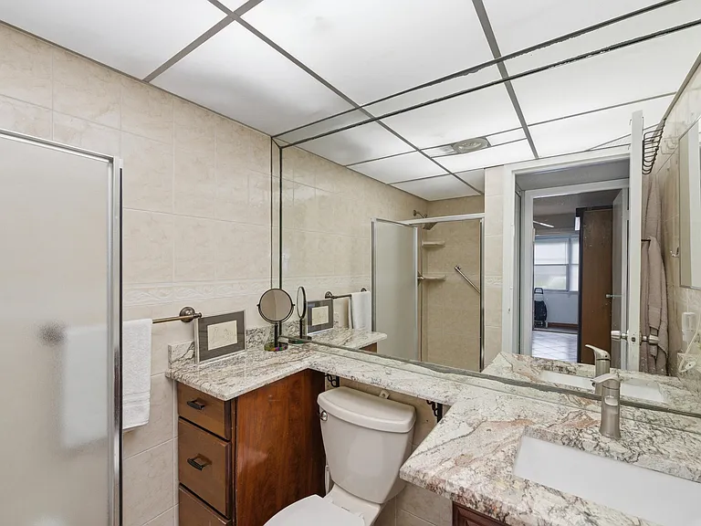 52 Saxony Cir #52-B — Photo 19