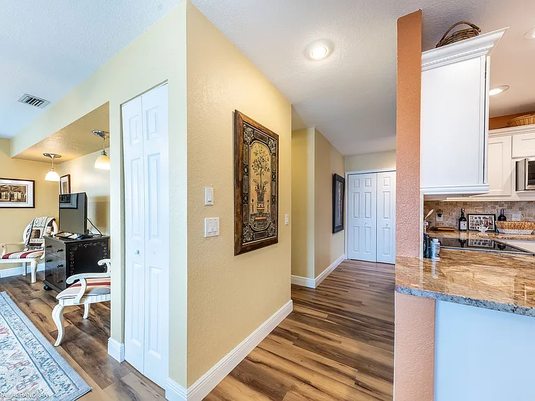 1801 Jamaica Way #331 — Photo 15