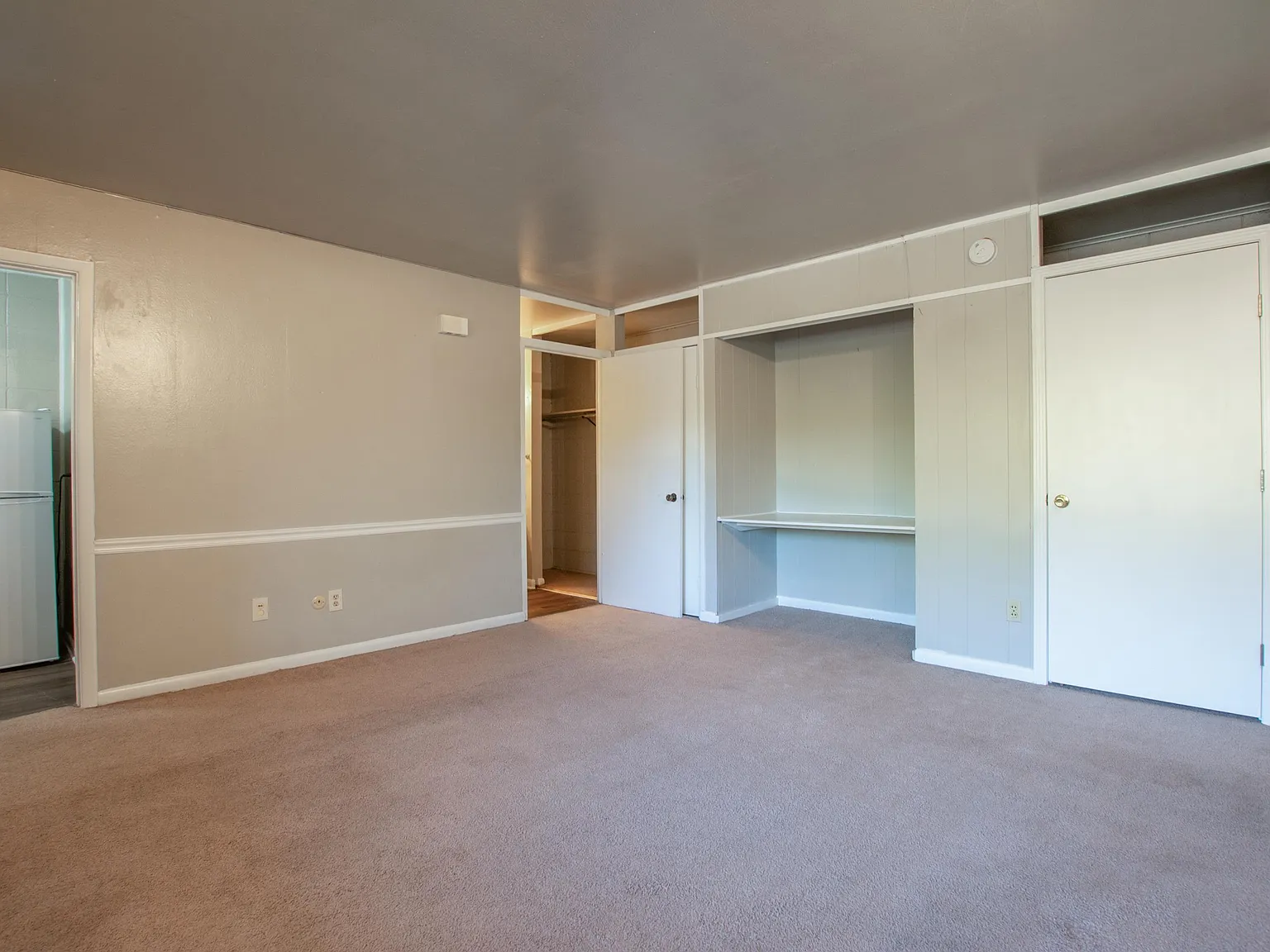Studio, 1.0 bath, 550 sqft, $625 — Photo 3