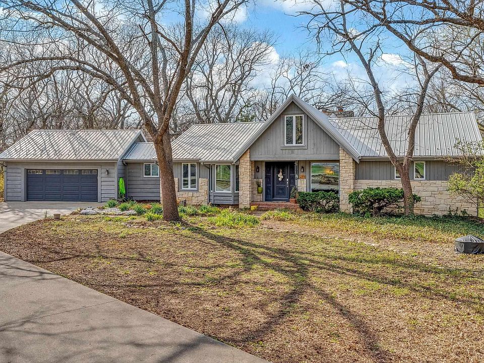 1st image of 2331 SE Libra Ave