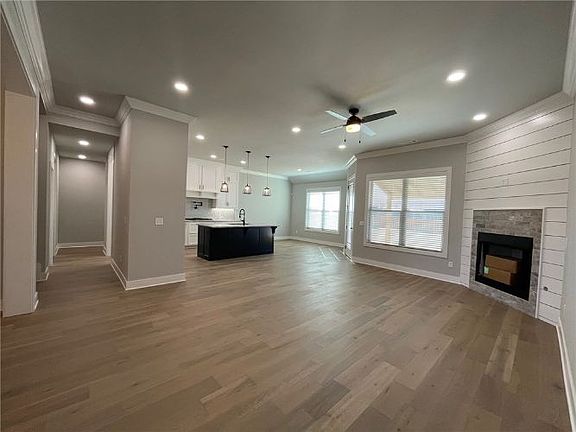 4th image of 8053 San Giacomo Ave