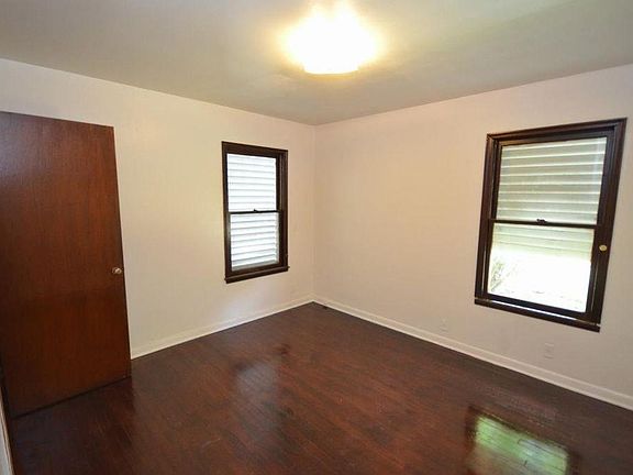 4th image of 1717 Birch Pl