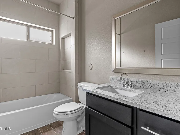 348 San Jose Ct — Photo 17