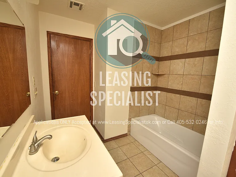 611 S Ponca Ave — Photo 15