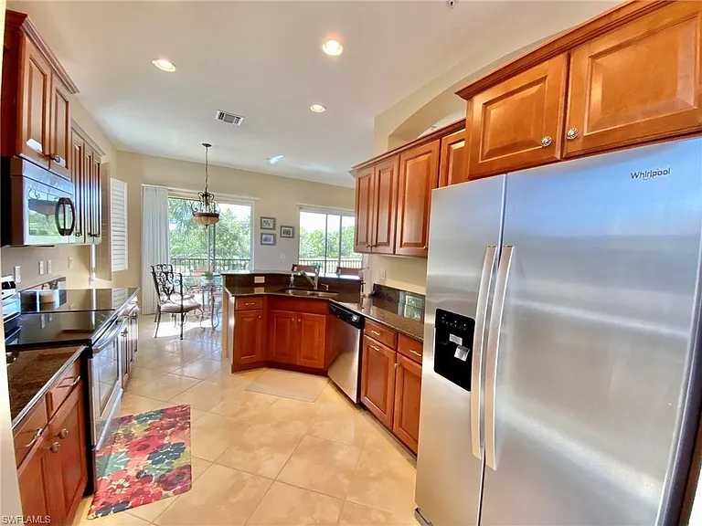 12908 New Market St #201 — Photo 11