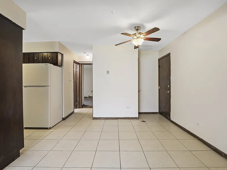 668 Clyde Ave — Photo 8