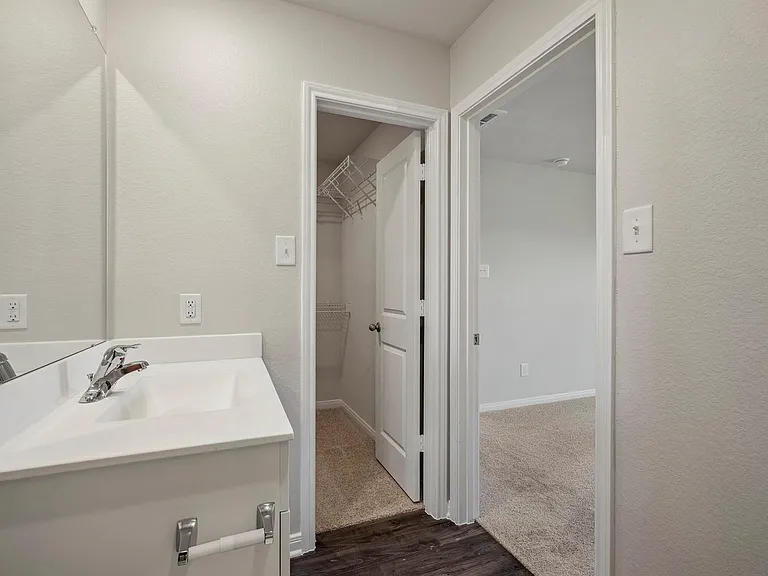 10430 Red Cardinal Dr — Photo 14