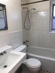 Rented by R New York