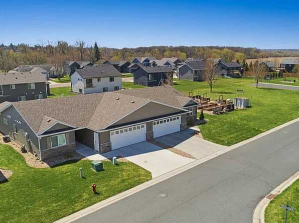 417 Fawn Run, Kenyon, MN 55946