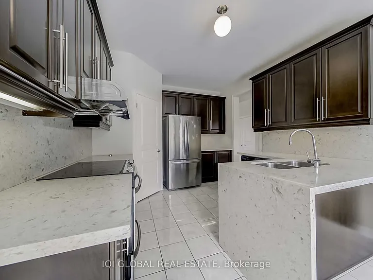 2 Bowkett Dr — Photo 13