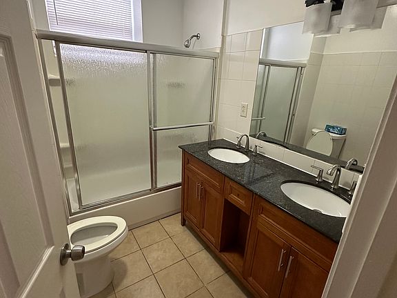 4th image of 3460-3462 Tennessee Ave #1