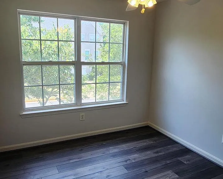 45512 Lakemont Sq — Photo 14
