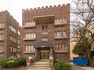 2096 Surrey, Cleveland, OH 44106