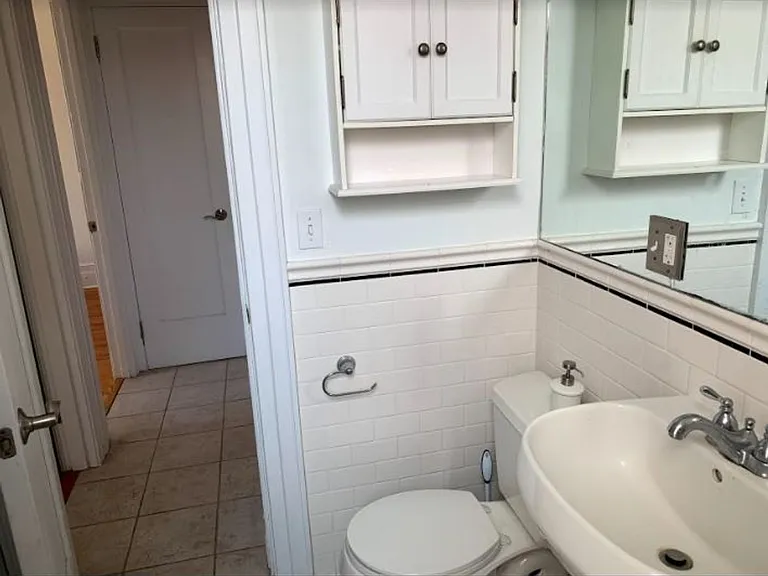136 Dwight St — Photo 18