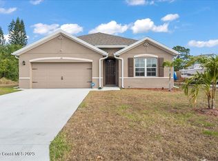 114 Capri Ave, Sebastian, FL 32958