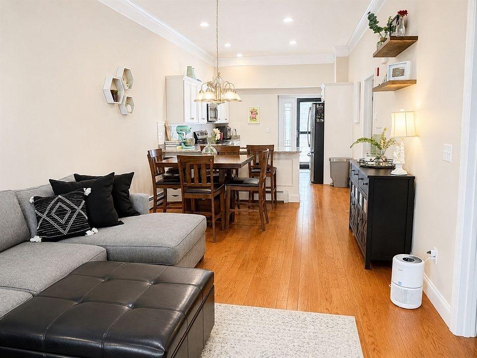 1st image of 445 Berlin St #7