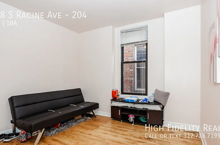 618 S Racine Ave #204 — Photo 4