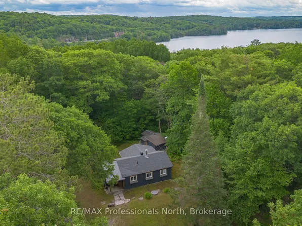 1628 Boshkung Lake Rd, Algonquin Highlands, ON K0M 1J2