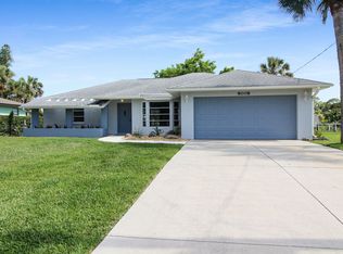 9008 Allapata Ln, Venice, FL 34293