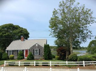 20 Walley Ct, Hyannis, MA 02601