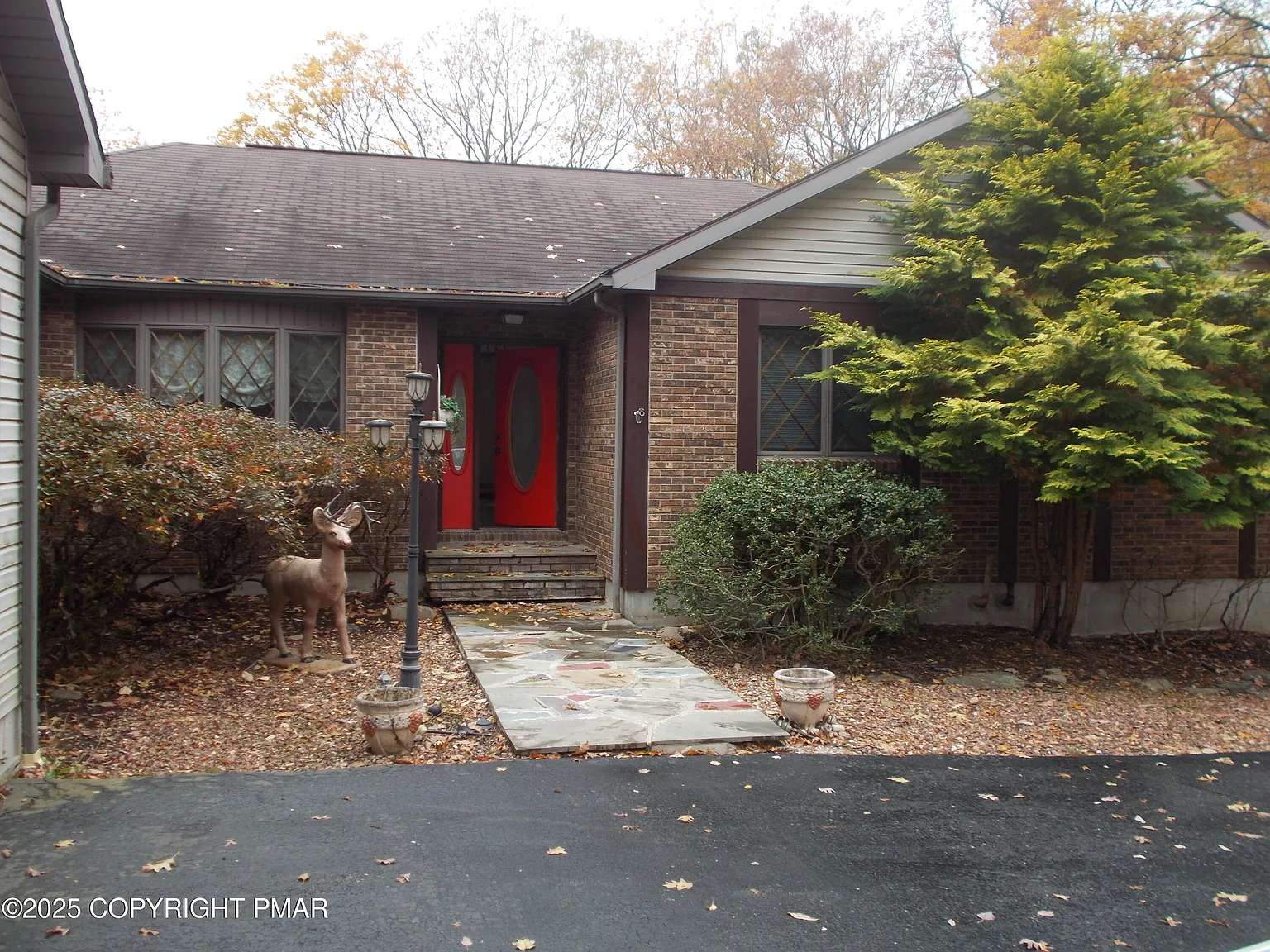 1241 Scotrun Dr photo 1
