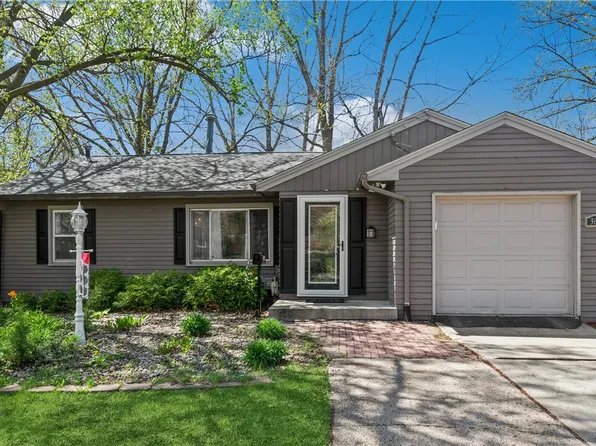 3606 62nd St, Des Moines, IA 50322