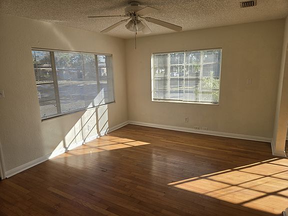 3rd image of 2702 W North A St