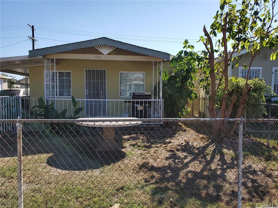 1st image of 1428 W 60th Pl