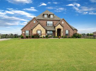 2561 Riverside Dr, Kaufman, TX 75142