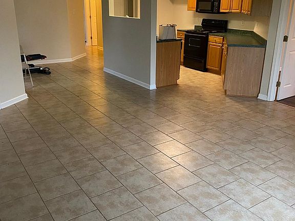 Living Room/Kitchen