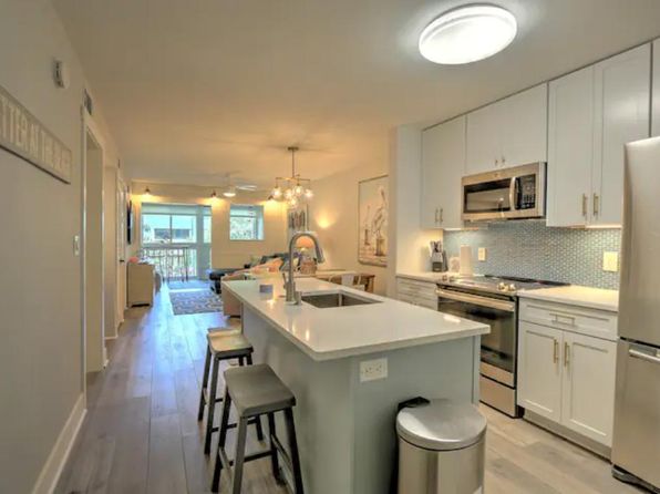239 Beach City Rd APT 2305