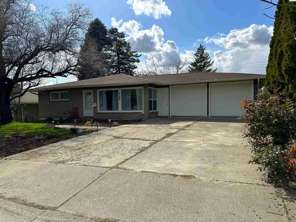 725 NW Clifford St, Pullman, WA 99163