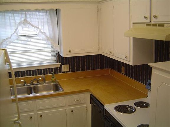 5th image of 1506 Nila Dr