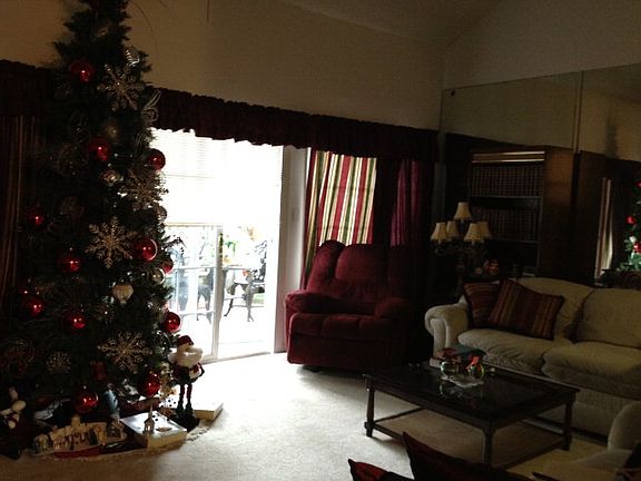 4th image of 211 N French Quarter Dr