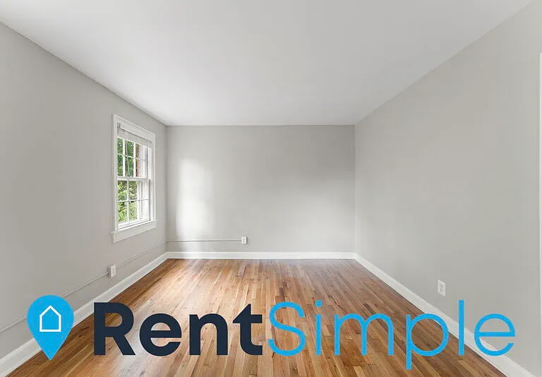1300 S Barton St #338 — Photo 11