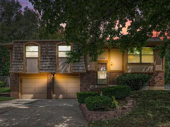 16604 W 125th St, Olathe, KS 66062